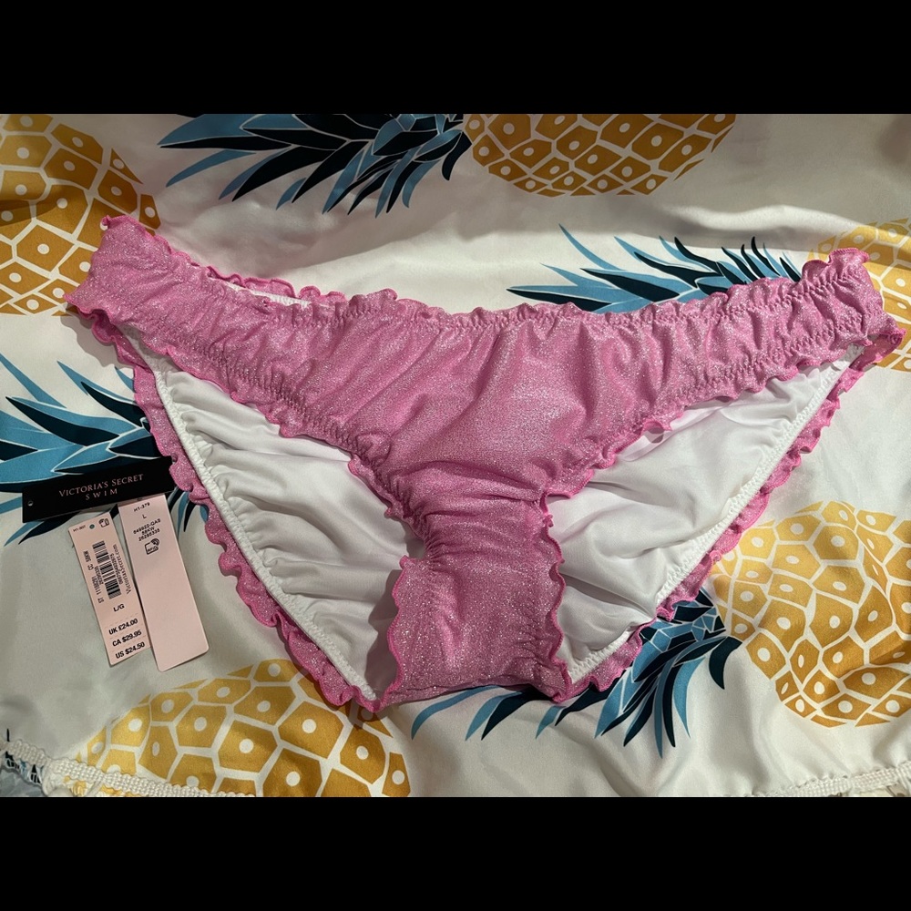 New Victorias Secret Ruched Cheeky Bikini Bottom, shimmering pink. Size Lg